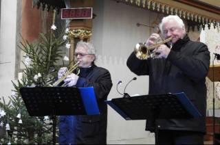 Soubor Brass Ansambl GB zahrál u čáslavského kostelního betlému