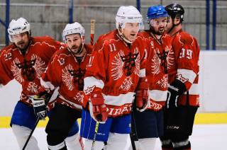Foto: V úterním zápase AKHL hokejisté HC Piráti Volárna porazili HC Devils 14:5!