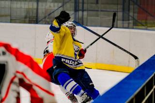 Foto: Ve čtvrtečním zápase AKHL hokejisté HC Devils porazili HC Predátoři 9:5!