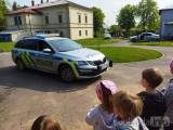 20220504175542_policie002: Kutnohorští policisté se s dětmi sešli na dopravním hřišti