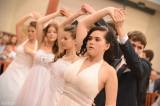 Foto: Mladí tanečníci zakončili taneční kurzy v Třemošnici závěrečným Věnečkem