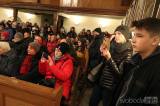 20221217235707_IMG_0689: Foto: Žáci ZŠ Suchdol vystoupili v kostele sv. Markéty v „Adventním koncertu“