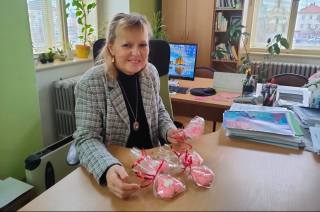 Valentýn na SOU v Čáslavi si připomněli výzdobou a sladkými srdíčky!