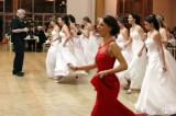 5G6H5751: Foto: Sobotní věneček ukončil taneční kurzy 2015 i v Uhlířských Janovicích