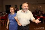 20230401010333_IMG_3303: Foto, video: V Bramborách v pátek tančili na Obecním plese, hlavní cenou tomboly byl sud piva!