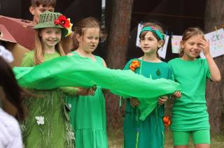 Foto: Předškoláci a školáci se rozloučili na tradiční zahradní slavnosti v Křeseticích!