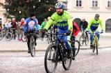 5G6H3176: Foto: Bikeři si na Nový rok připili tradičně na kutnohorském Palackého náměstí