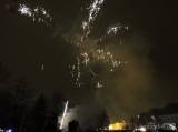 DSCN7997: Foto, video: Na čáslavský novoroční ohňostroj bylo zvědavé zaplněné Žižkovo náměstí