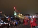 DSCN8010: Foto, video: Na čáslavský novoroční ohňostroj bylo zvědavé zaplněné Žižkovo náměstí