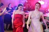 20240210004920_IMG_2288: Foto: Maturitní ples v Grandu si v pátek užili hlavně gymnazisté!