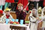 20240315184946_IMG_6263: Foto: Křesetickým ženám zahráli muzikál „O Šípkové růžence“!
