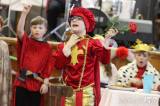 20240315185005_IMG_6328: Foto: Křesetickým ženám zahráli muzikál „O Šípkové růžence“!