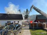 20240320161332_hradesin110: Požár rodinného domu zažehnula jiskra od úhlové brusky