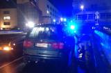 Tragická událost v Kolíně - chodec spadl na mostě pod kola automobilů