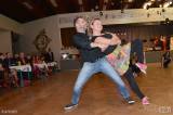 ples52: Foto: Na Hvězdičkovém plesu v Třemošnici se tančilo v duchu 60. a 70. let