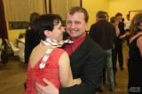 5G6H5148: Foto: Na Obecním plese ve Starkoči šly kravaty brzy dolů!