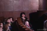 IMG_0971: Foto: Škola z Marsu přivedla na divadelní podium kolínské děti i jejich učitelky