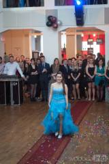 DSC_0262: Foto: Budoucí kutnohorské kosmetičky si pro svůj maturitní ples vybraly Staré lázně