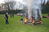 Foto: Čarodějnici spálili také v Bratčicích na připravné hranici
