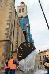 20160504_IMG_1592: Na věž kostela svatého Jakuba v Kutné Hoře se vrací ciferníky věžních hodin