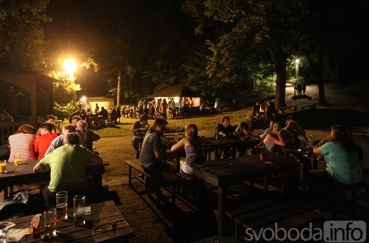 Open air summer párty otevře sezonu v opatovickém areálu Pod kaplí