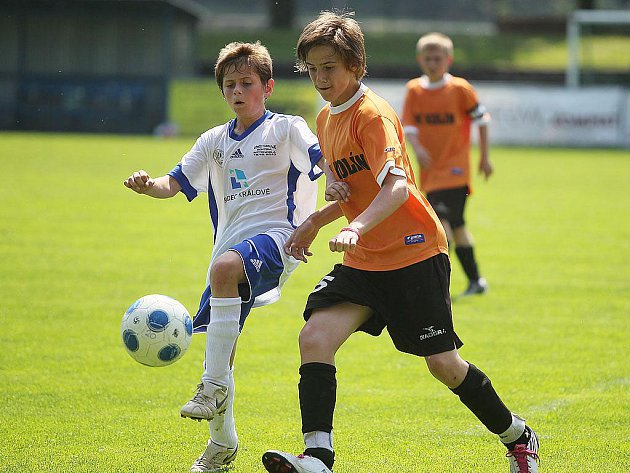 Malí fotbalisté se v sobotu ve Veltrubech utkají o pohár starosty