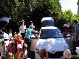 20160621142847_20160616_102328: Dopravní policisté jsou u dětí oblíbení, tentokrát zavítali do Zbraslavic