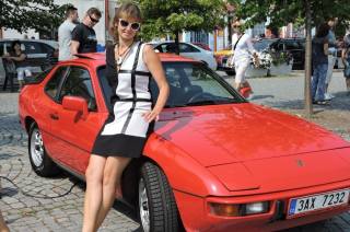 Foto, video: Centrum Čáslavi v sobotu ozdobily vozy značky Porsche