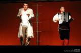 20160819231453_IMG_7541: Foto: Druhý den Tyjátrfestu vyvrcholil komedií Romeo, Julia  a vírus v podání trnavského divadla