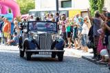 20160821001640_IMG_0517m: Foto: Centrum Kutné Hory patří o víkendu především historickým vozidlům