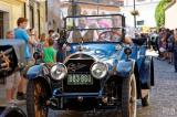 20160821001641_IMG_0538m: Foto: Centrum Kutné Hory patří o víkendu především historickým vozidlům