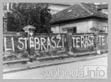 20160821173331_23: Tylova ulice pod Ostrým rohem - Vzkaz okupačním vojákům napsaným vápnem na zeď se v Čáslavi dochoval dodnes