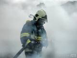 11742786_731774403601270_5897887810140352430_n: Foto: S požárem na skládce v Čáslavi bojovali také hasiči z Golčova Jeníkova