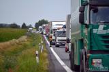 dsc_0453: Dopravní nehoda u Libenic blokovala hlavní tah mezi Kolínem a Kutnou Horou