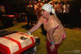 5g6h9364: Foto, video: V Suchdole si užili tradiční noční hasičskou srandasoutěž