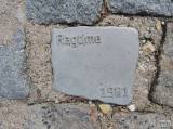 20160924233445_DSCN8928: „Formanovy kameny“ připomínají v Čáslavi dílo významného rodáka