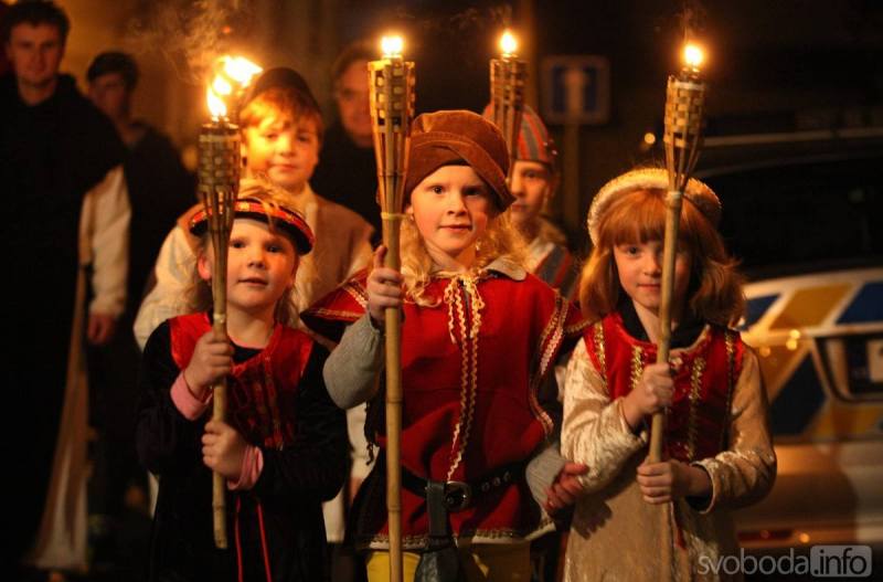 Svatomartinský lampiónový průvod vyrazí tradičně od kostela sv. Jakuba