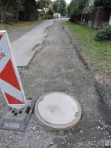 20161022075652_jetelova27: Jetelová ulice v Čáslavi má opravený asfaltový povrch