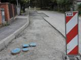 20161022075652_jetelova30: Jetelová ulice v Čáslavi má opravený asfaltový povrch