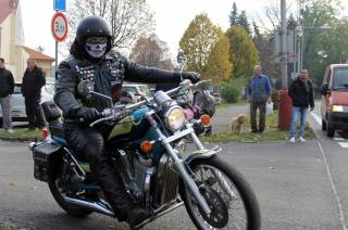 Foto: Motorkáři z Royal Riders v sobotu vyrazili na poslední letošní vyjížďku