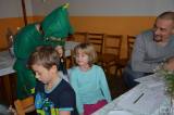 20161203192130_DSC_0035: Foto: S dětmi v Lomci si pohrály pohádkové bytosti, dorazili i čerti s Mikulášem!
