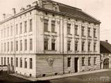 20161218213141_a20: Evanelický učitelský ústav na Kostelním náměstí v Čáslavi - Spisovatel Jan Karafiát se narodil před 170 lety, působil i v Čáslavi