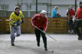 20161226135345_IMG_3199: Foto: Ve Veltrubech si na Štěpána dali tradiční turnaj v bandy hokeji