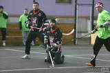 20161226135354_IMG_3274: Foto: Ve Veltrubech si na Štěpána dali tradiční turnaj v bandy hokeji