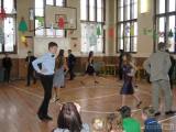 20170103215633_zleby041: Tanec 8. + 9.r. - Foto: Základní školu Žleby si v rámci Dne otevřených dveří mohla prohlédnout veřejnost