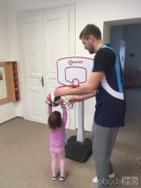 20170117212654_16: Foto: Kolínští basketbalisté navštívili velimské děti