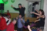 20170118090040_DSC_1631: Foto: V Bratčicích na plese to rozbalili sportovci, tančili i na stolech!