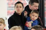 20170128153636_IMG_6420: Foto: Desítky dětí si na čáslavském zimním stadionu v rámci "Týdne hokeje" vyzkoušely roli hokejisty