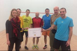 Výtěžek squashového turnaje věnovali Nadačnímu fondu Šance onkoláčkům z Přeštic