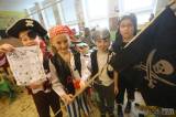 20170131153408_IMG_7750: Foto: Děti na kolínské Jedničce se před vysvědčením proměnily v piráty